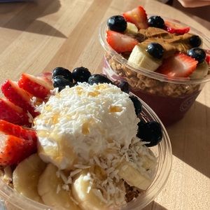 Meet your Posher, AcaiGirl